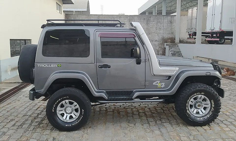Troller T-4 4X4 3.2 ...