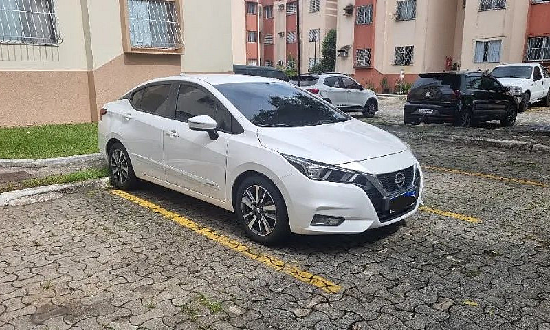 Nissan Versa Advance...
