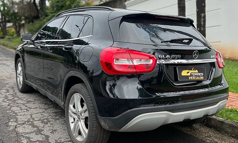 Mercedes-Benz Gla 20...