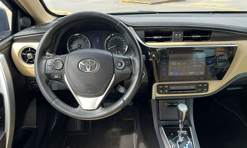 Toyota Corolla Altis...