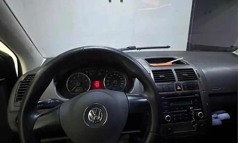 Volkswagen Polo Sed....