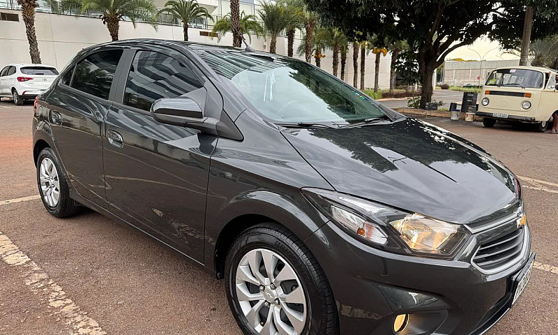 Chevrolet Onix Hatch...