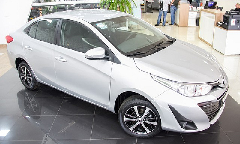 Toyota Yaris Sedan 1...