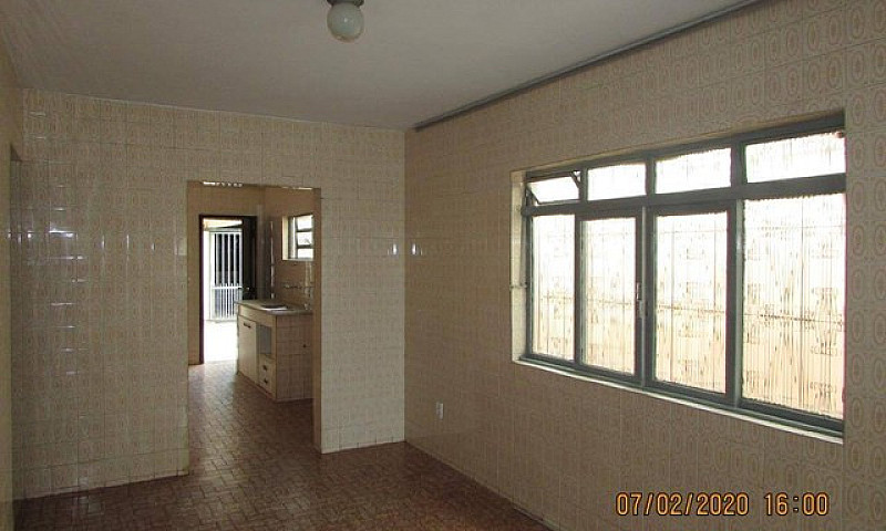 Casa Com 3 Dormitóri...