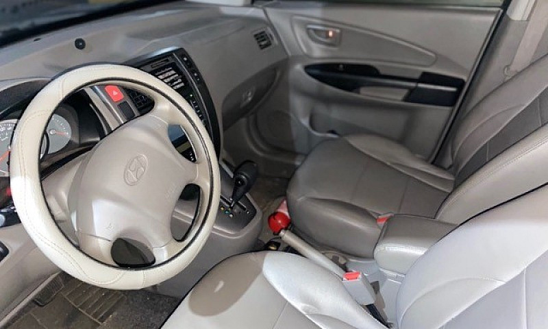 Tucson Automática 2....