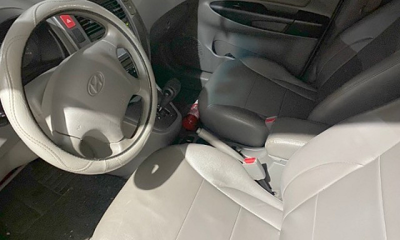 Tucson Automática 2....