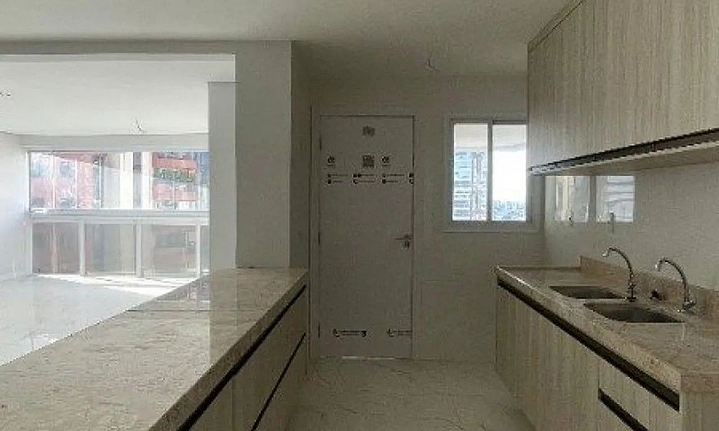 Apartamento 3 Suítes...