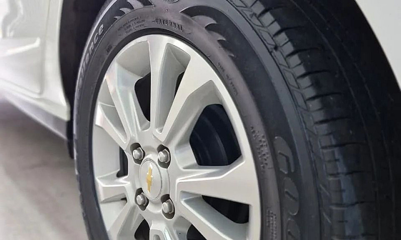 Chevrolet Prisma Sed...