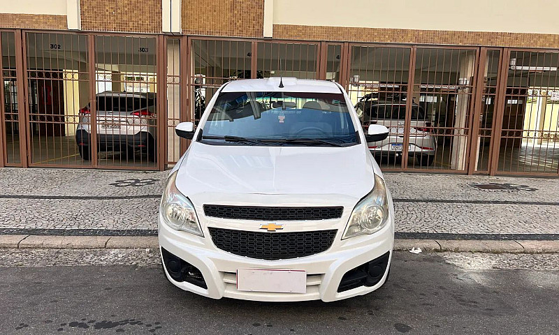 Chevrolet Montana Ls...