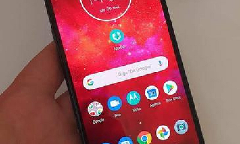 Moto Z3 Play...