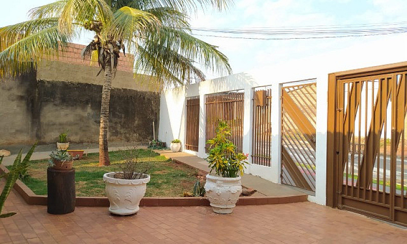 Excelente Casa Com 3...