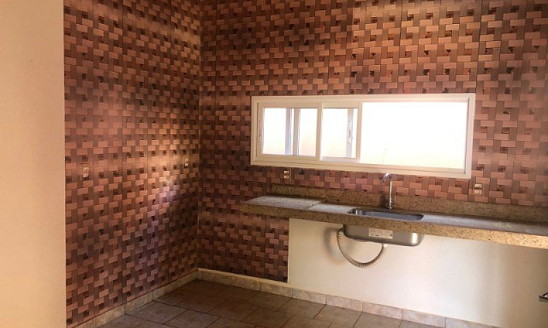 Vende Se Otima Casa ...