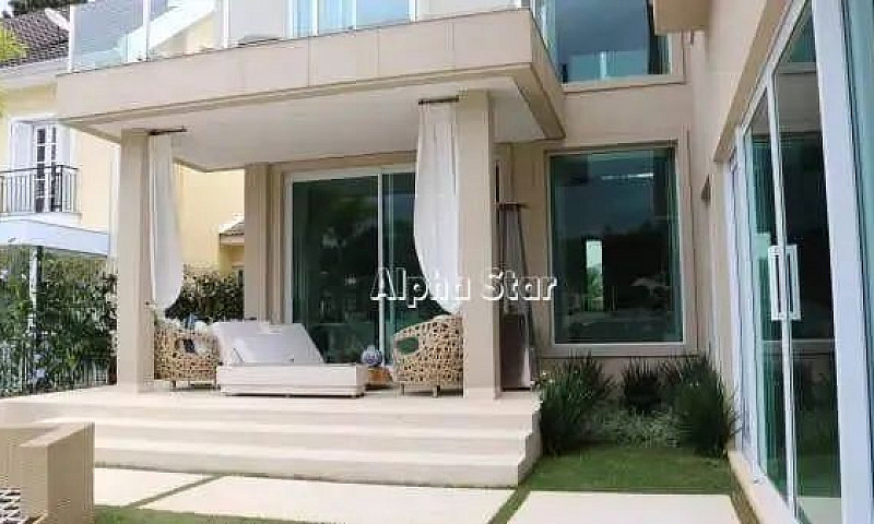 Casa Com 5 Dormitóri...