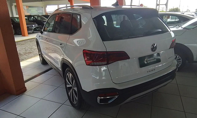 Volkswagen Taos High...