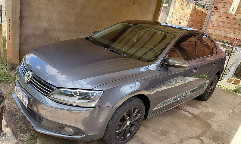 Volkswagen Jetta Com...