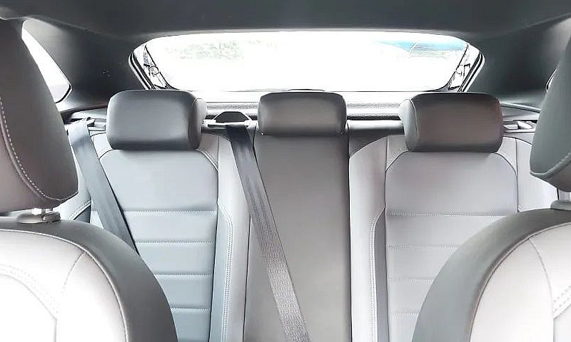 Volkswagen Nivus Hig...
