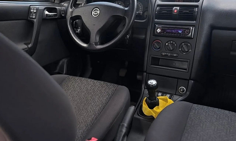 Chevrolet Astra Adva...