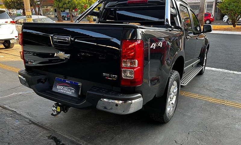 S10 Ltz 2013 2.8 4X4...