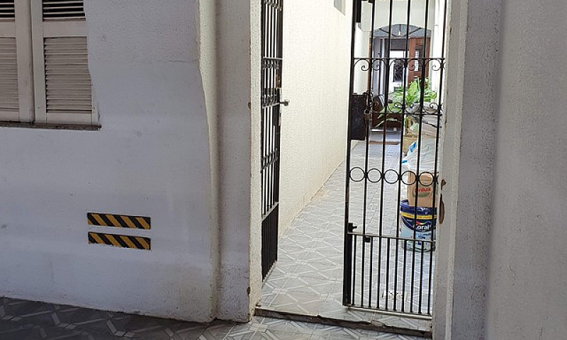Casa Para Venda Poss...