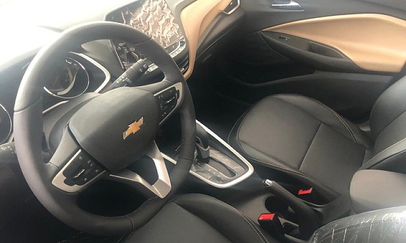 Chevrolet Onix Premi...