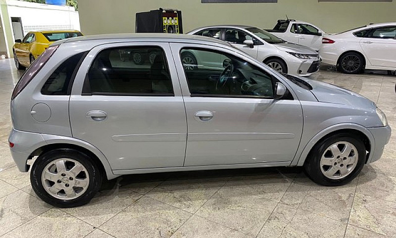 Corsa Premium 2009...
