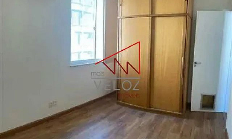 Apartamento-À Venda-...
