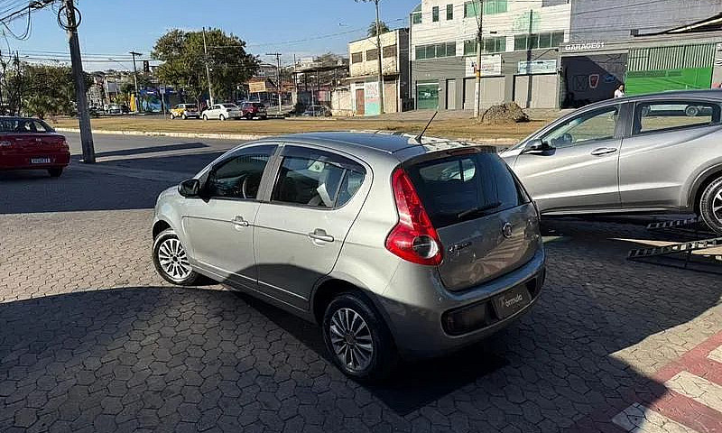 Fiat Palio Attractiv...