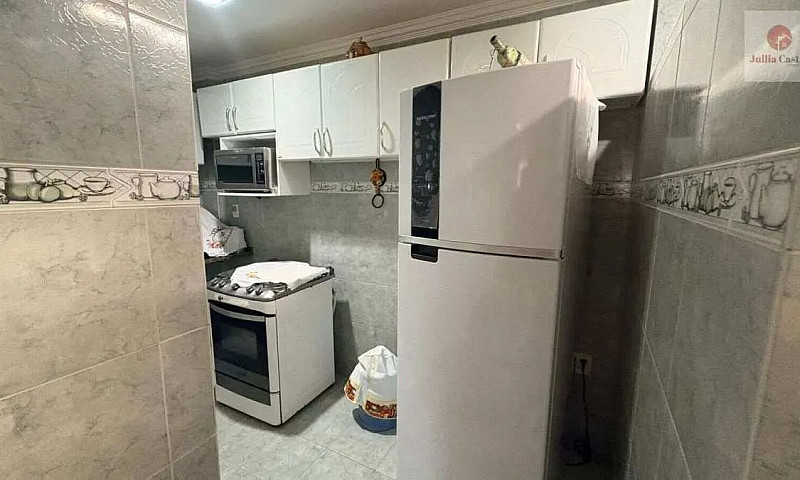 Alugo Ótima Casa Com...