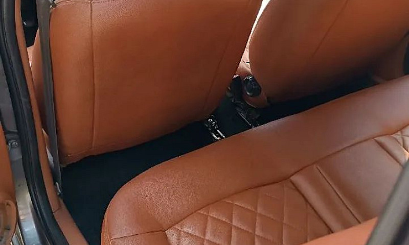 Renault Clio Sed. Au...