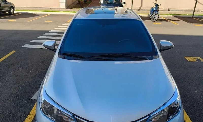 Toyota Yaris Xls Con...