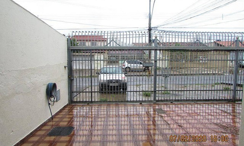 Casa Com 3 Dormitóri...