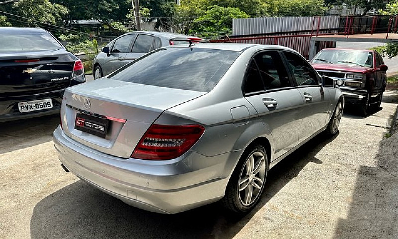 Mercedes C180 2012...