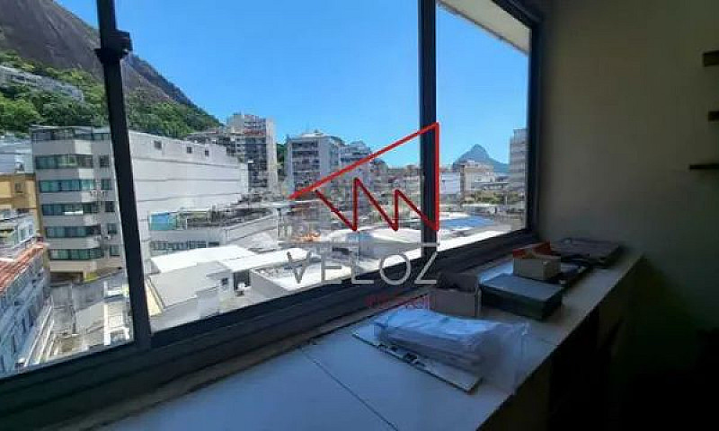 Apartamento-À Venda-...