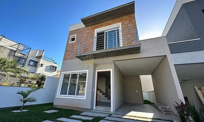 Casa Com 3 Suítes, À...