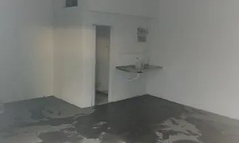 Alugo Loja De Frente...