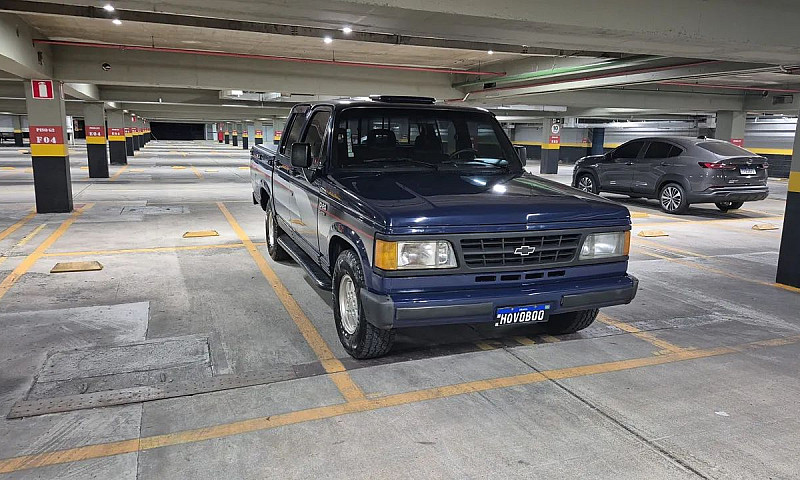Chevrolet D-20 S / L...