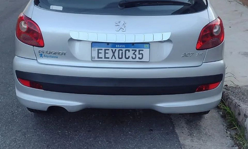Peugeot 207 Xr 1.4 F...