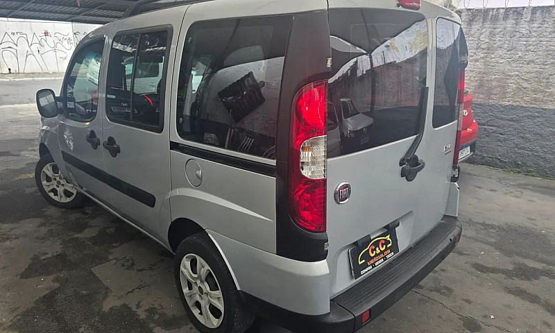 Fiat Doblo Essence 1...