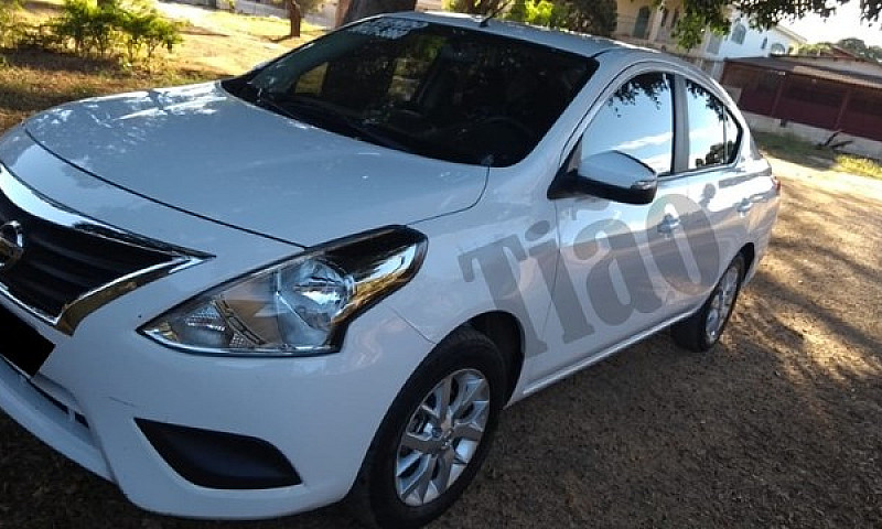 Nissan Versa 2019/20...
