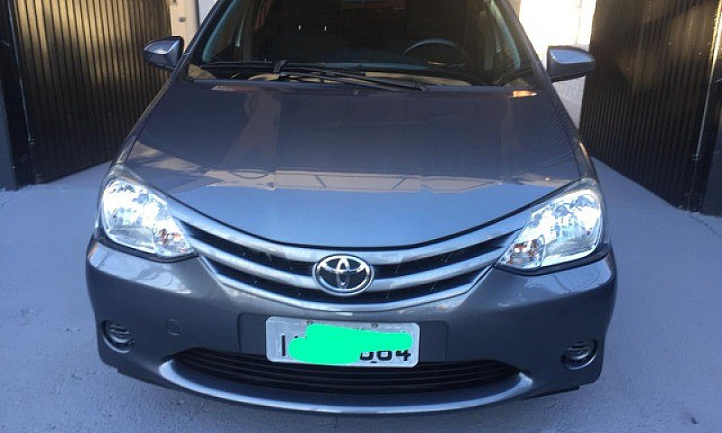 Toyota Etios 1.3 201...