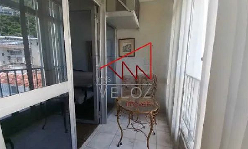 Apartamento-À Venda-...