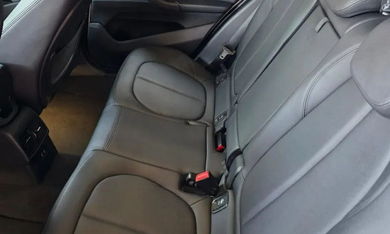 Bmw X1 Sdrive 20I X-...