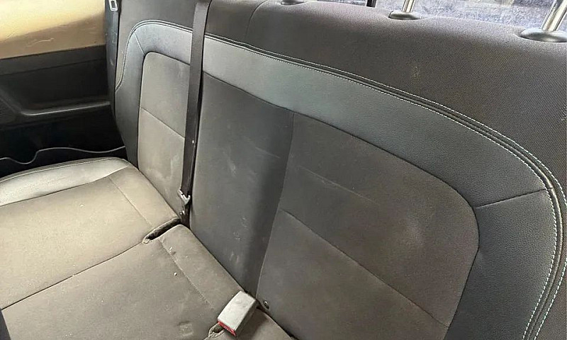 Fiat Strada Working ...