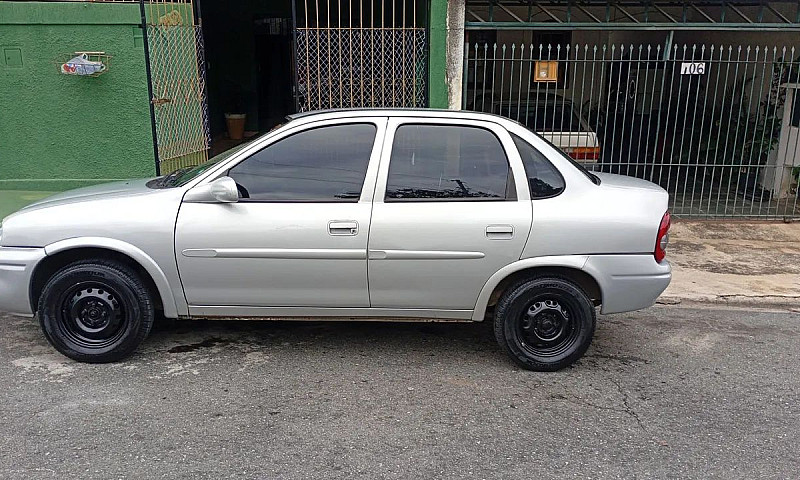 Chevrolet Corsa Sed....