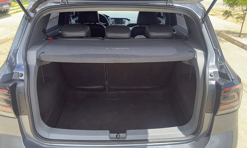 Volkswagen T-Cross 1...