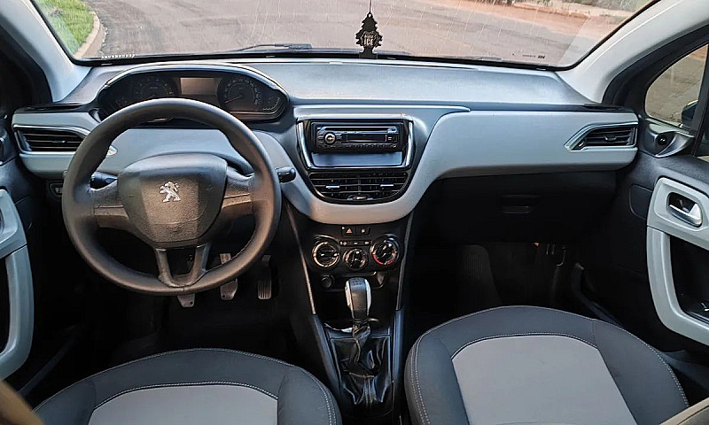 Peugeot 208 1.5, Ano...