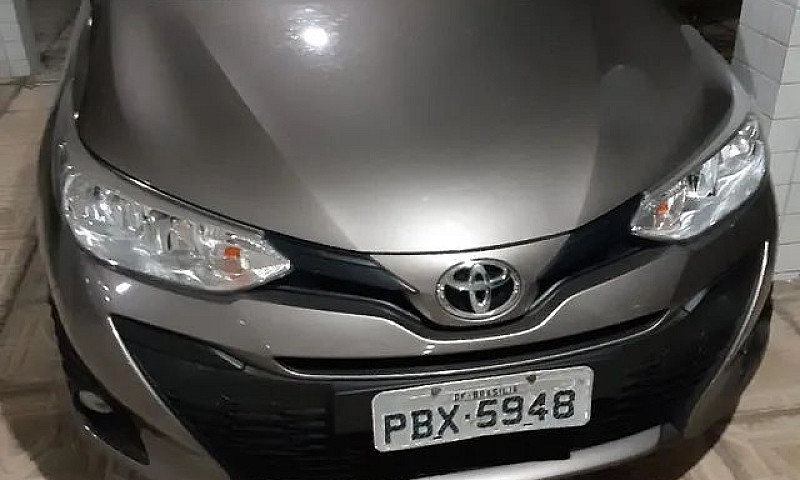 Toyota/Yaris Xl 1.3...