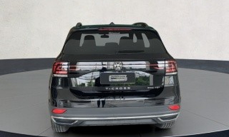 Volkswagen T-Cross 1...