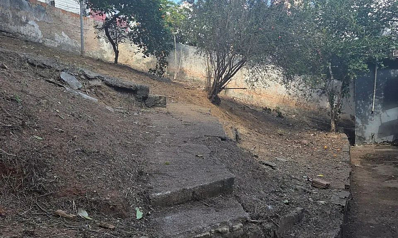 Lote 400 M² Sagrada ...