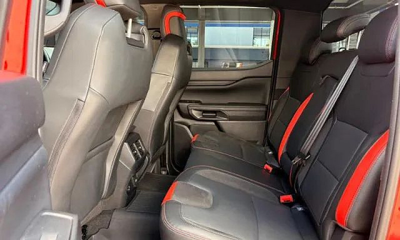 Ford Ranger Raptor 3...